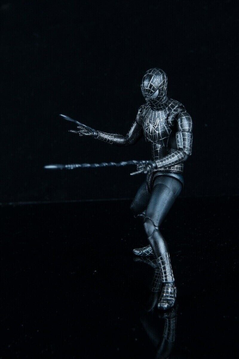 CT Toys S.H.Figuarts SPIDER - MAN: No Way Home Black Suit Version - Inaboxstore