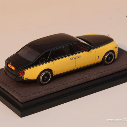 HEC 2026 EXCLUSIVE Banana Model Rolls Royce Phantom VIII Series II Black & Yellow Dual
