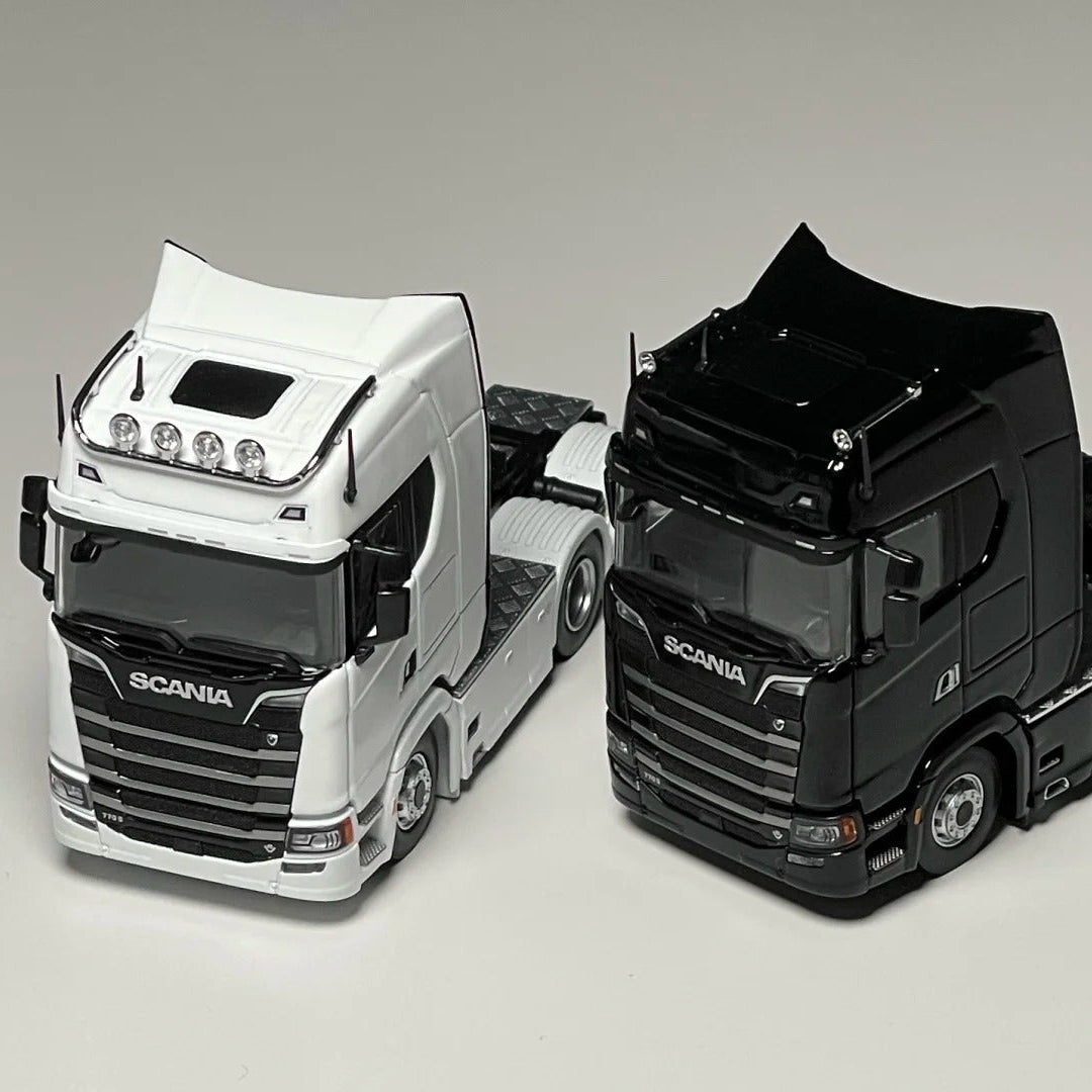 Masdi Scania 1:64 770S black and white
