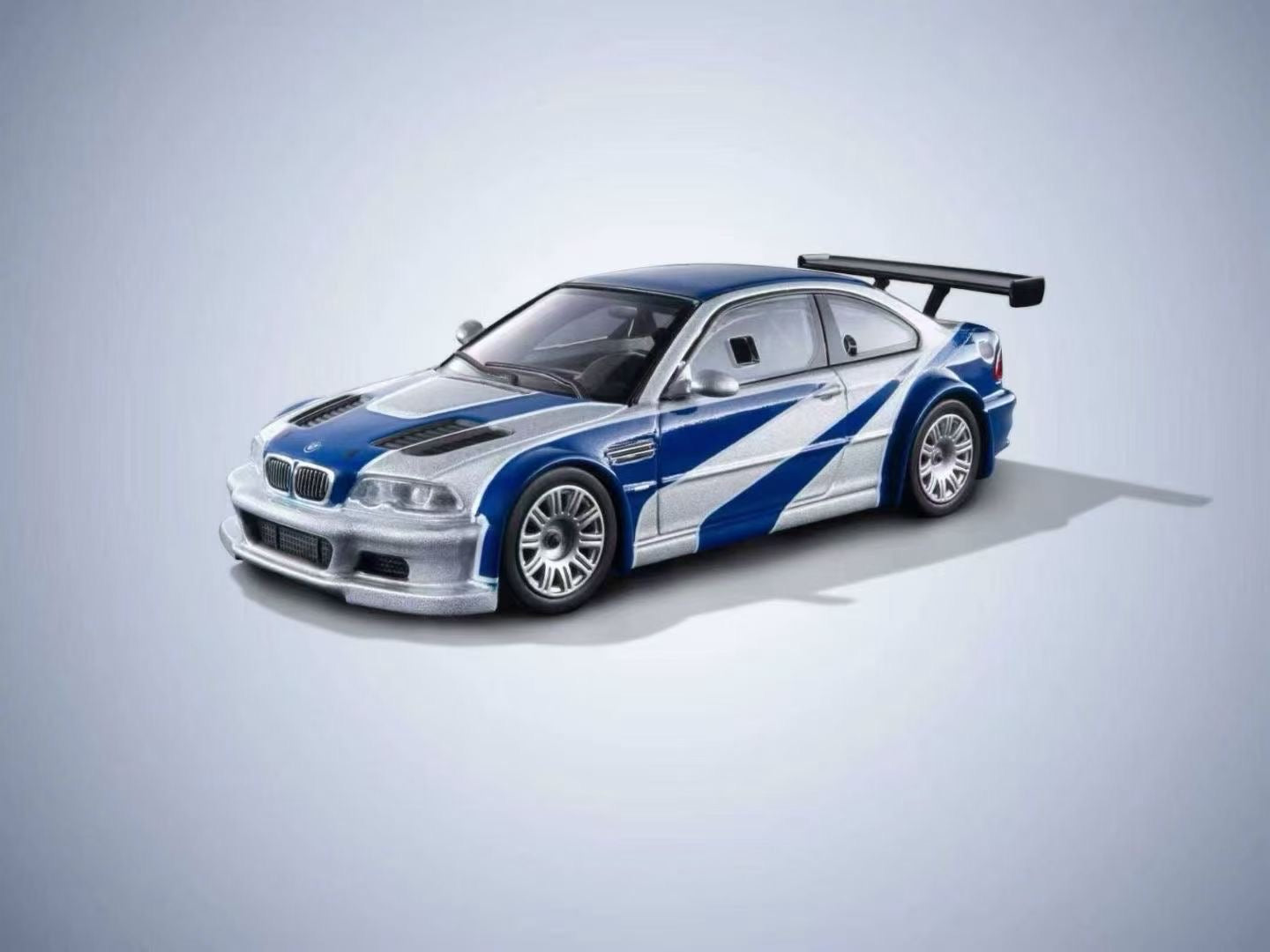 1/64 AR BMW M3 E46 GTR [Limited Stocks]