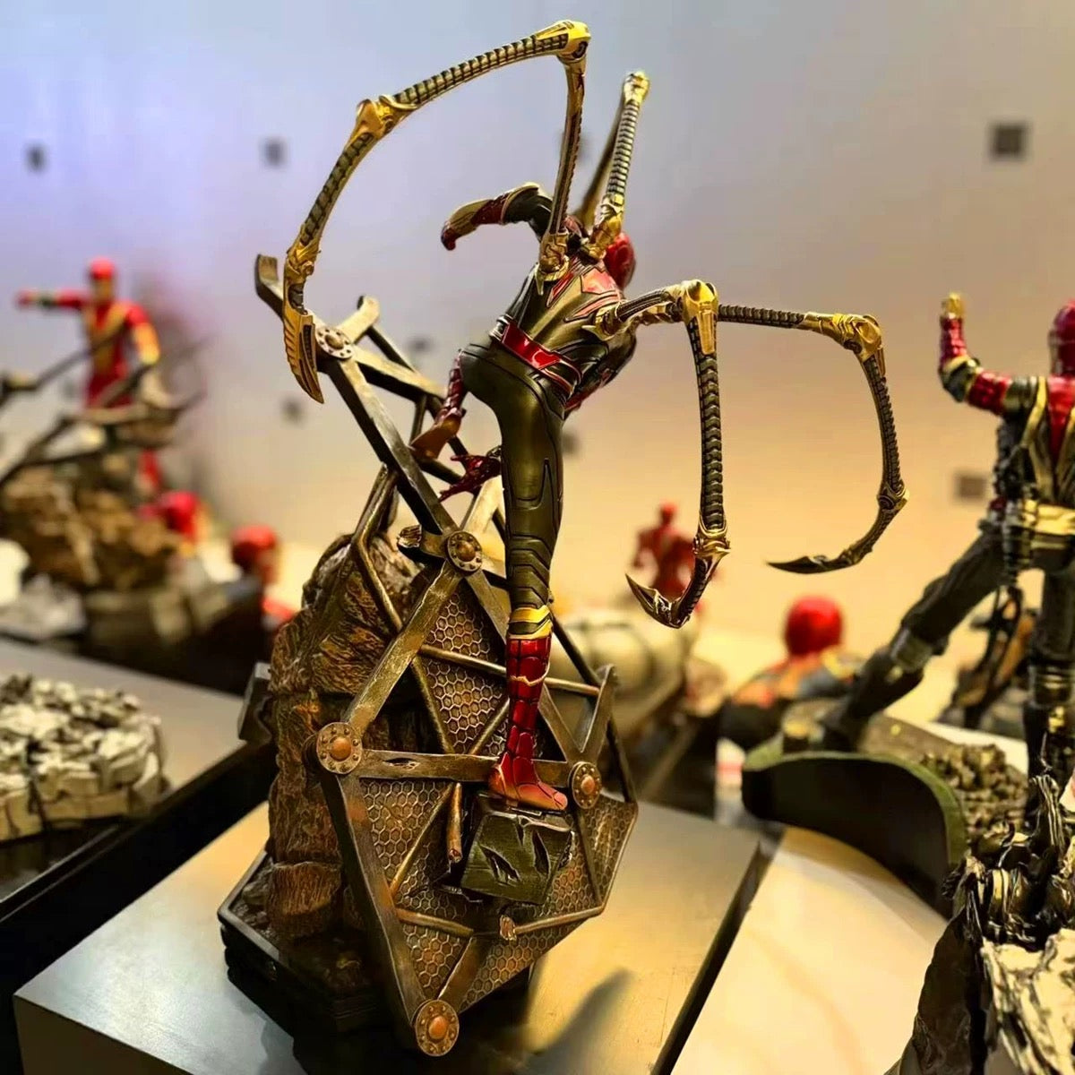 Marvel Avengers Infinity War Iron SpiderMan 1/4 Scale Resin Statue