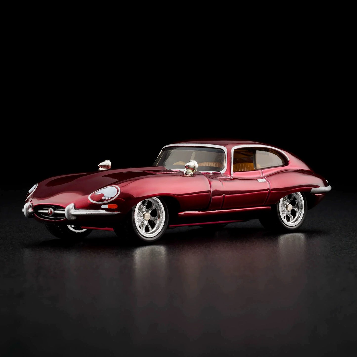 Hot wheels 1:64 RLC Exclusive 1964 Jaguar E-Type Car model