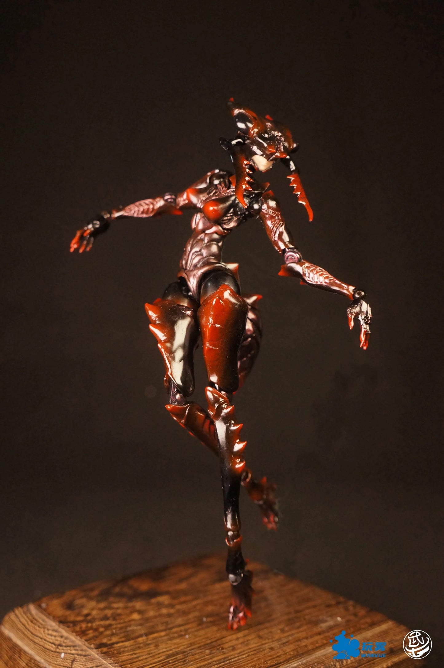 Pre-order Warriors Workshop 1/12 Sikui Hornet/Reddish Brown Version 1/12