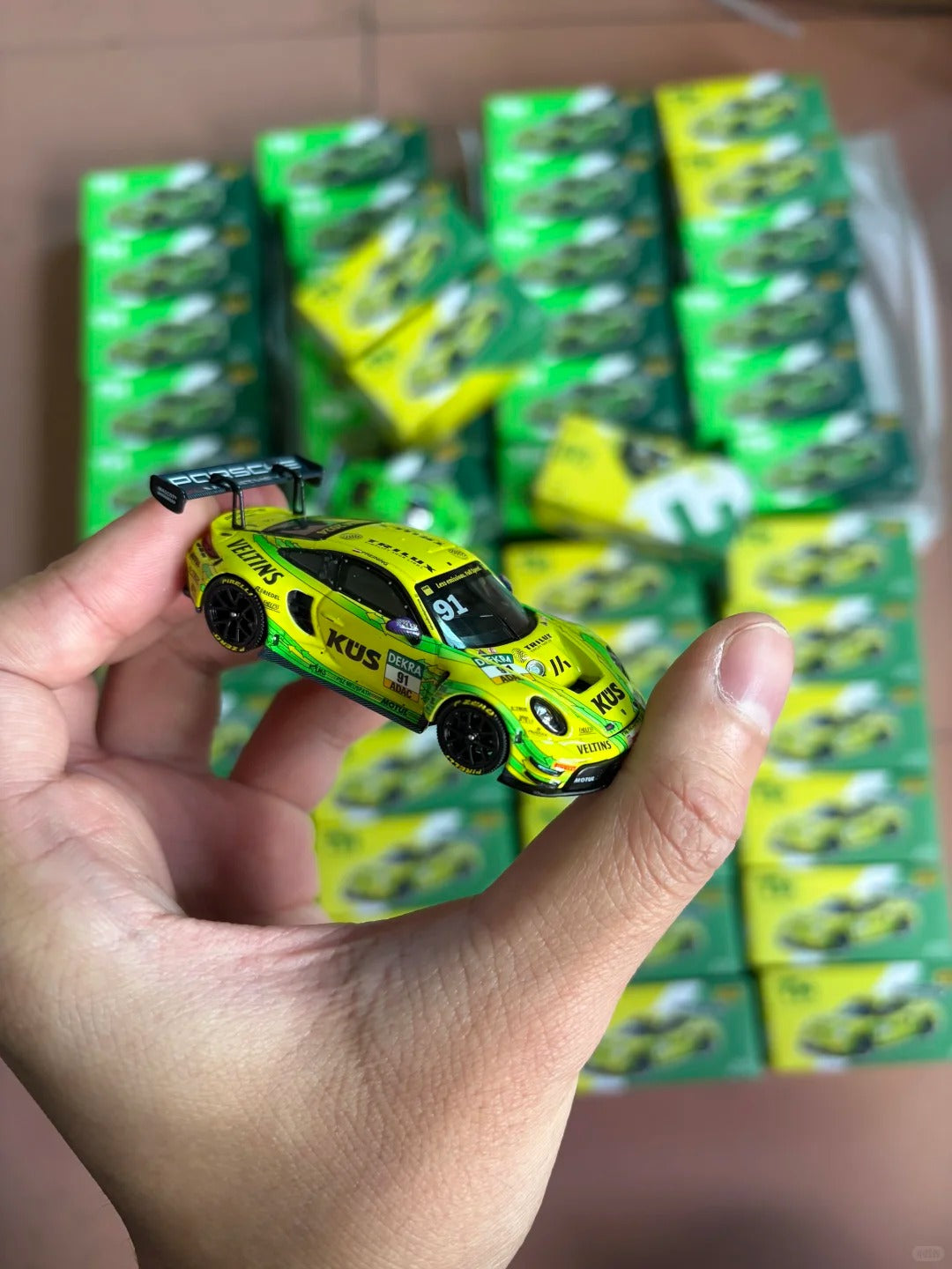 Trends Hobby 1:64 Porsche 911 GT3 R DTM 2024