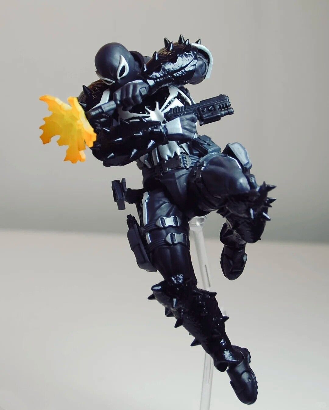CT Toys Revoltech Amazing Yamaguchi Spider - Man Agent Venom - Inaboxstore