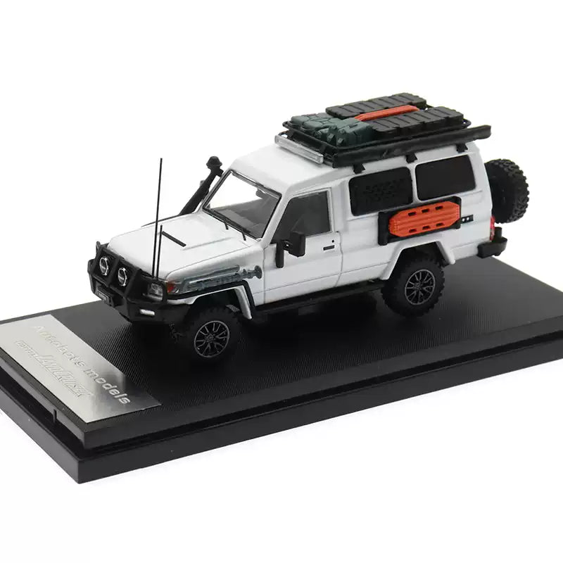 AM Land Cruiser Land Cruiser J70 LC78 1:64 Scale Diecast Model Limited to 500