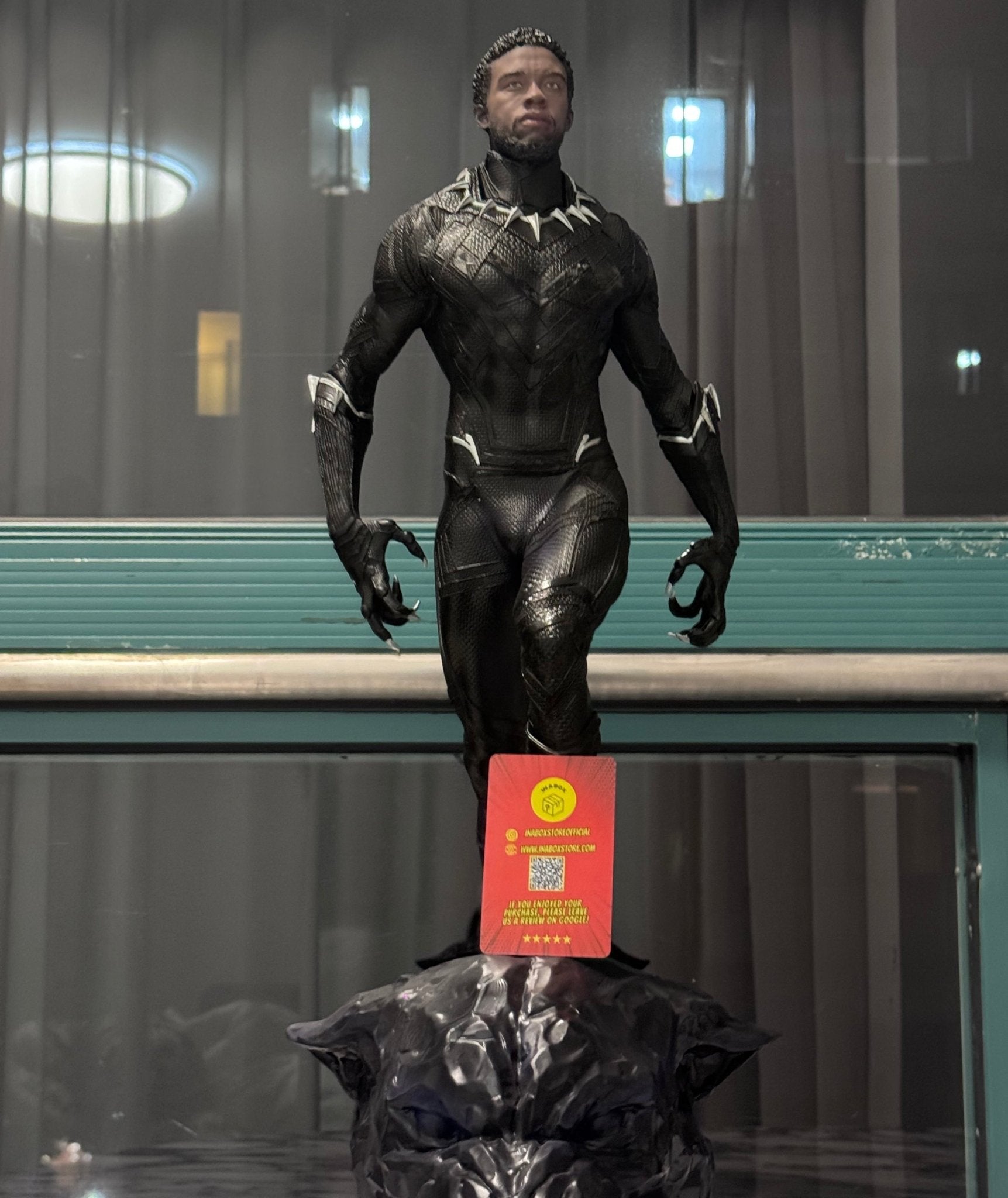Marvel "Black Panther" 1/4 Premium Format Statue - Inaboxstore