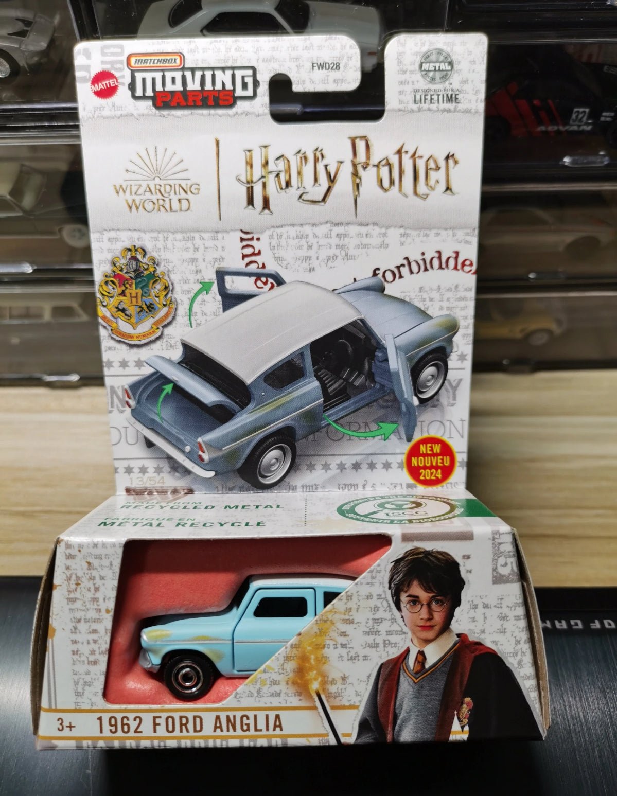 Matchbox Harry Potter 1962 Ford Anglia Limited Car model - Inaboxstore