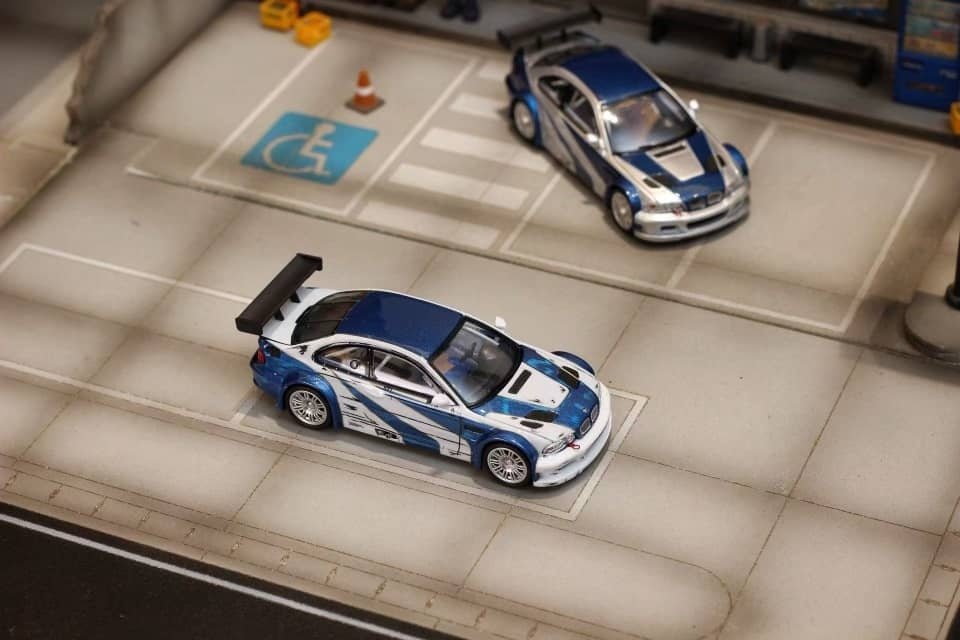 New Ghost Player × Street Weapon 1:64 BMW M3 E46 GTR Openable front and rear hood, visible engine - Inaboxstore