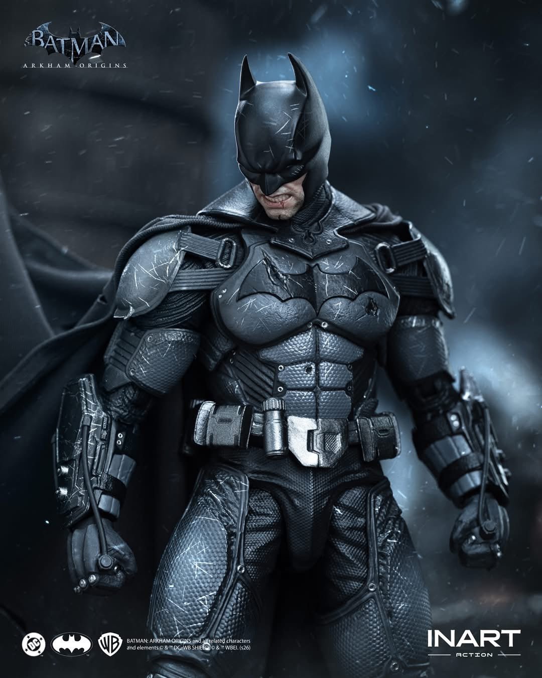 Pre - Order!! InArt - Batman (Arkham Origins) Battle Damaged Version Collectible Figure - Inaboxstore